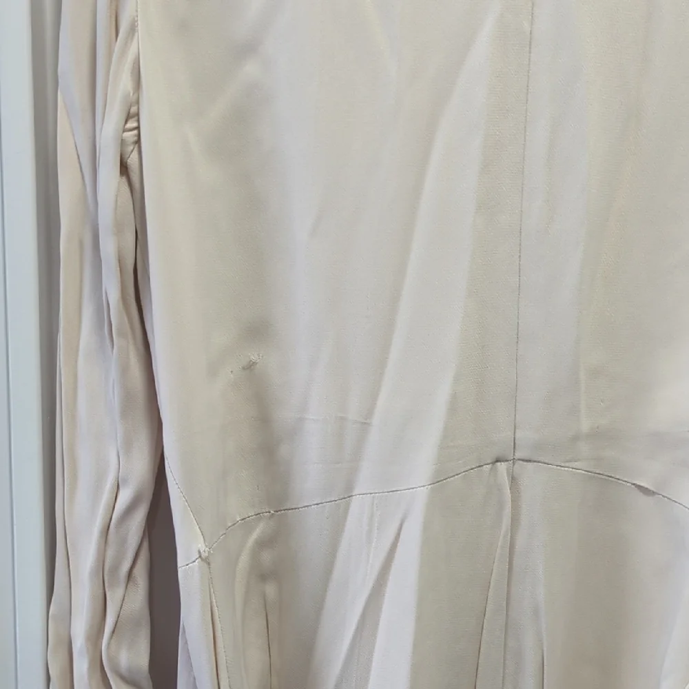 Ann Taylor Cream Long Sleeve Dress with Waist Tie Size 2